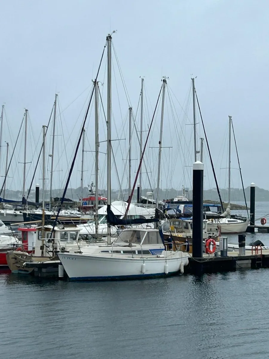 Beneteau Evasion 27 - Image 1