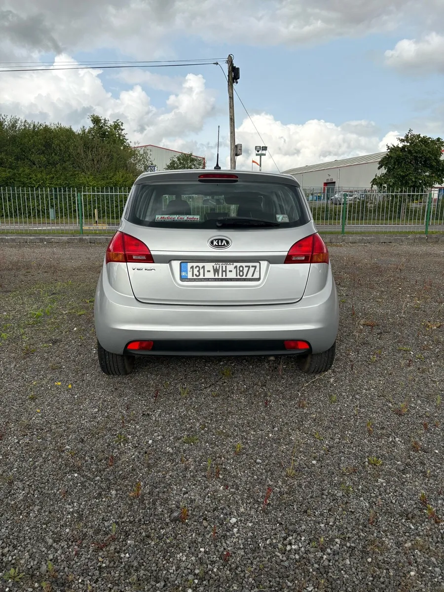 131 Kia Venga - Image 4