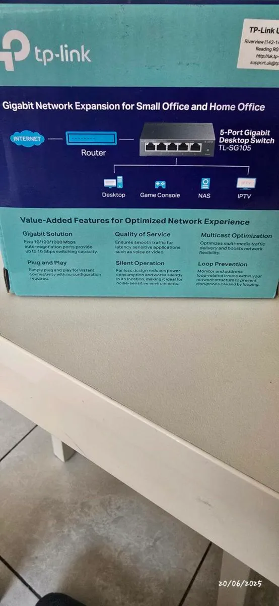 2× gigabit TP-Link switches - Image 2