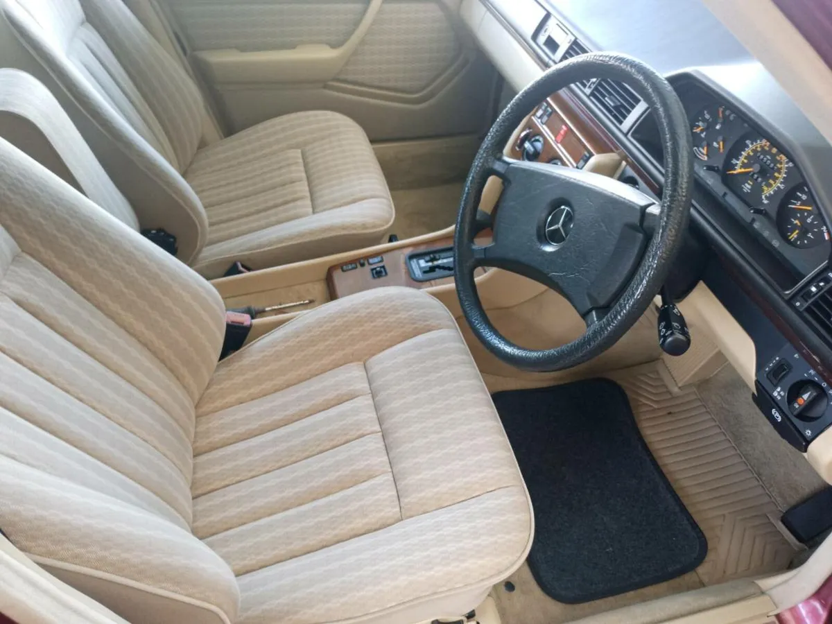 Merc 230e  + golf x 2 + Audi 80 se - Image 2