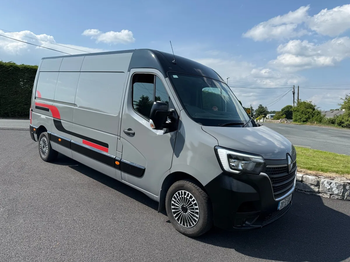 Renault master lwb - Image 1