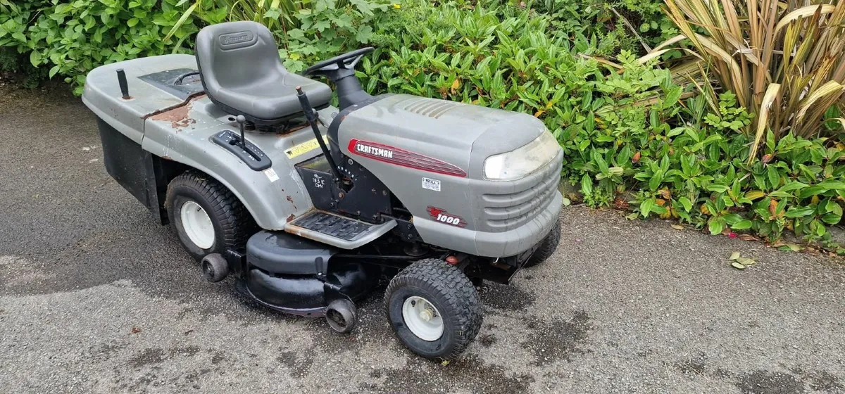 Ride on lawnmower - Image 3