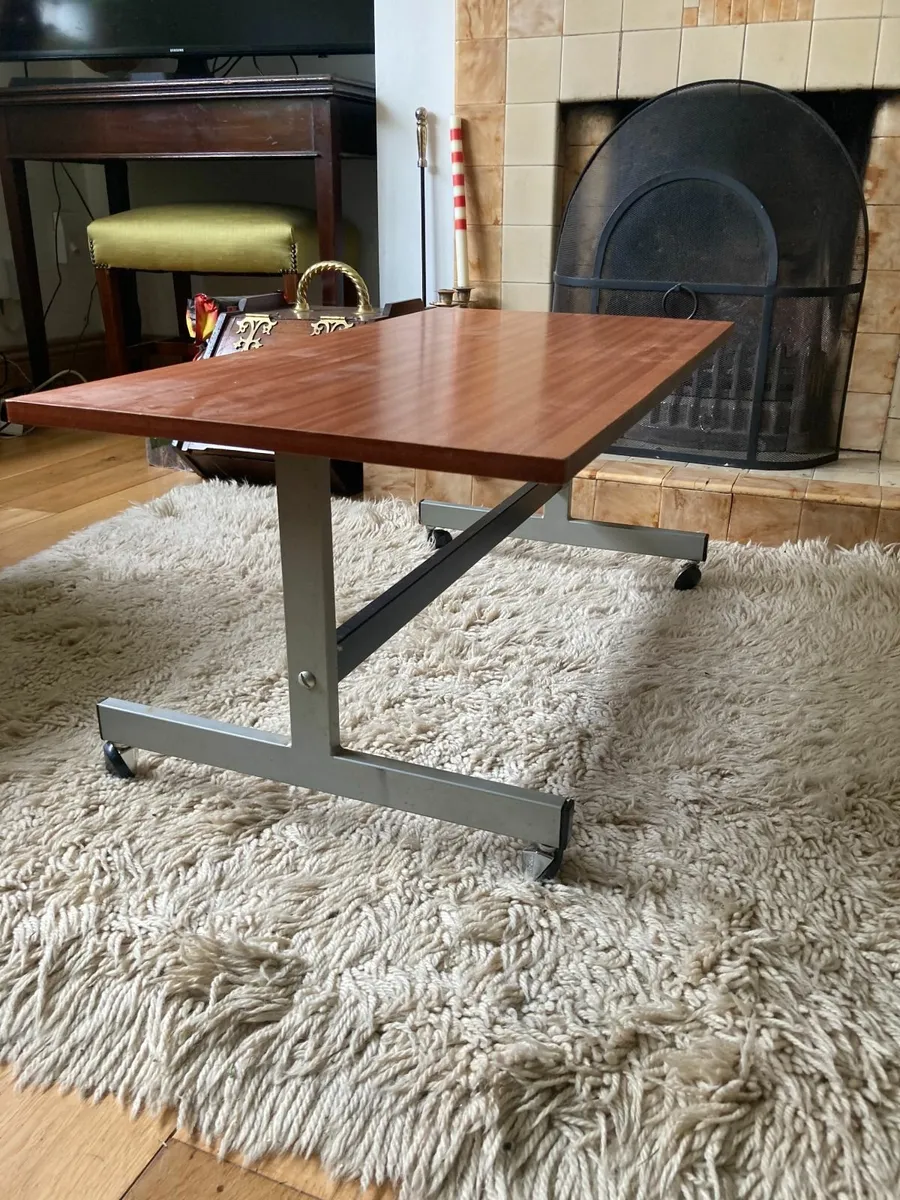 Coffee Table - Vintage - Mid Century - Image 4