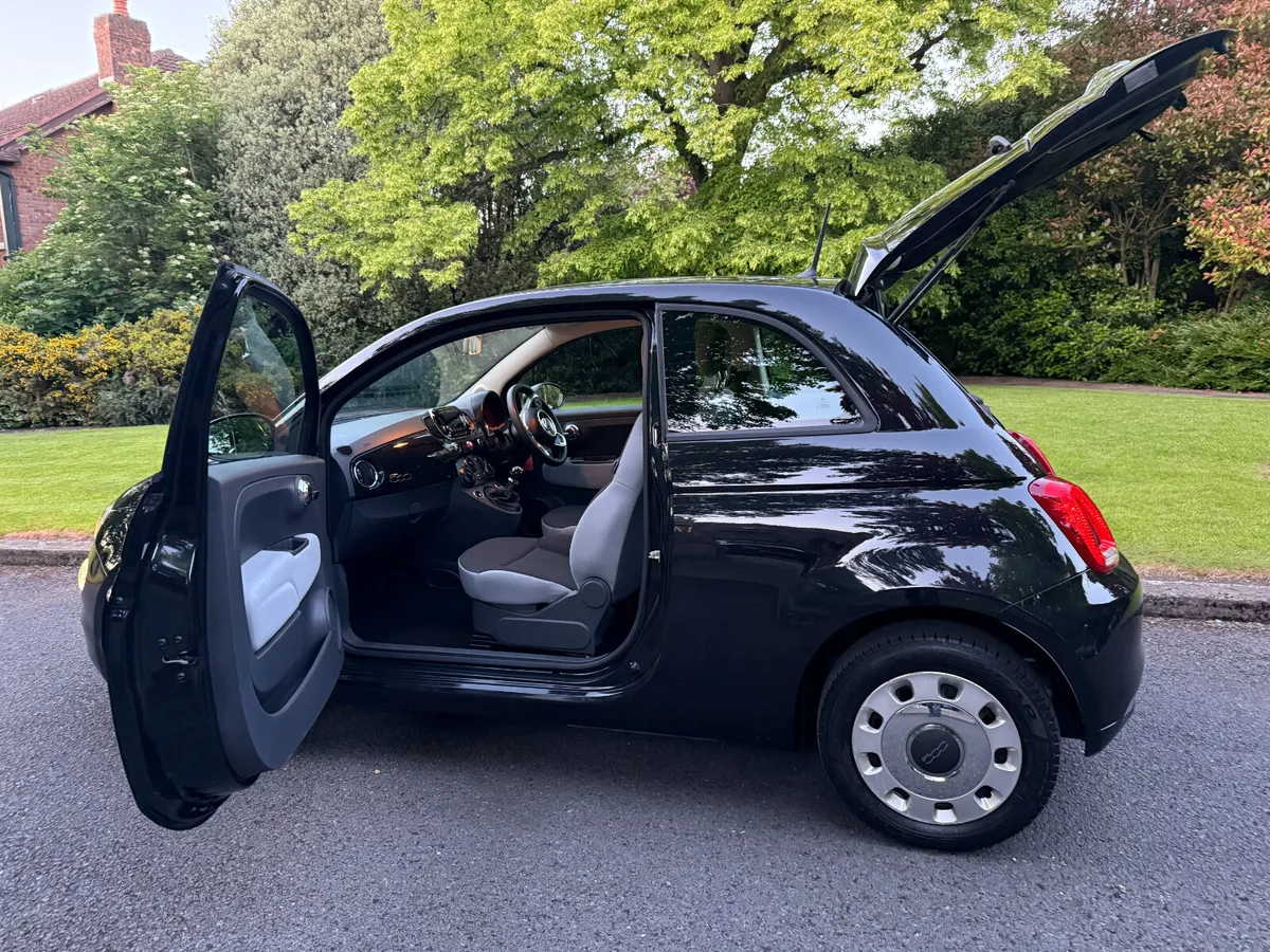 Stunning Fiat 500 1.2 ltr V. Low Km - Image 4