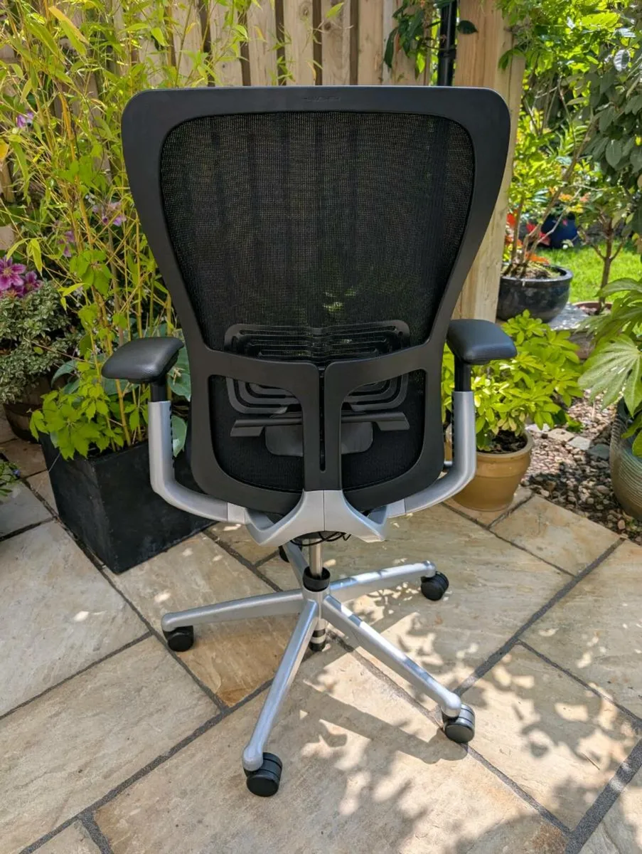 Ergonomic office chair, - Image 2