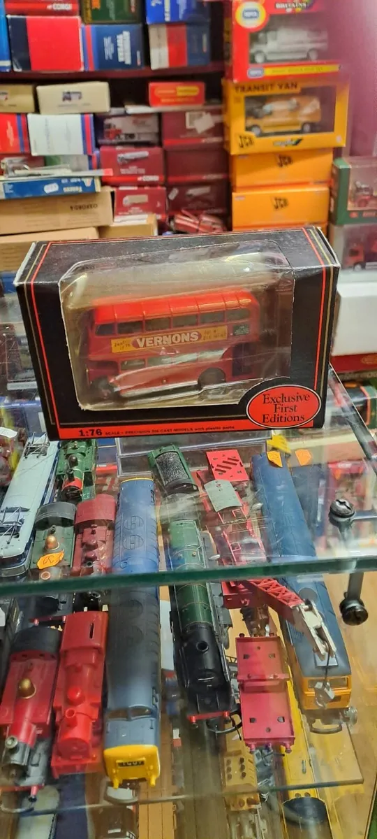 Corgi EFE Bus - Image 1