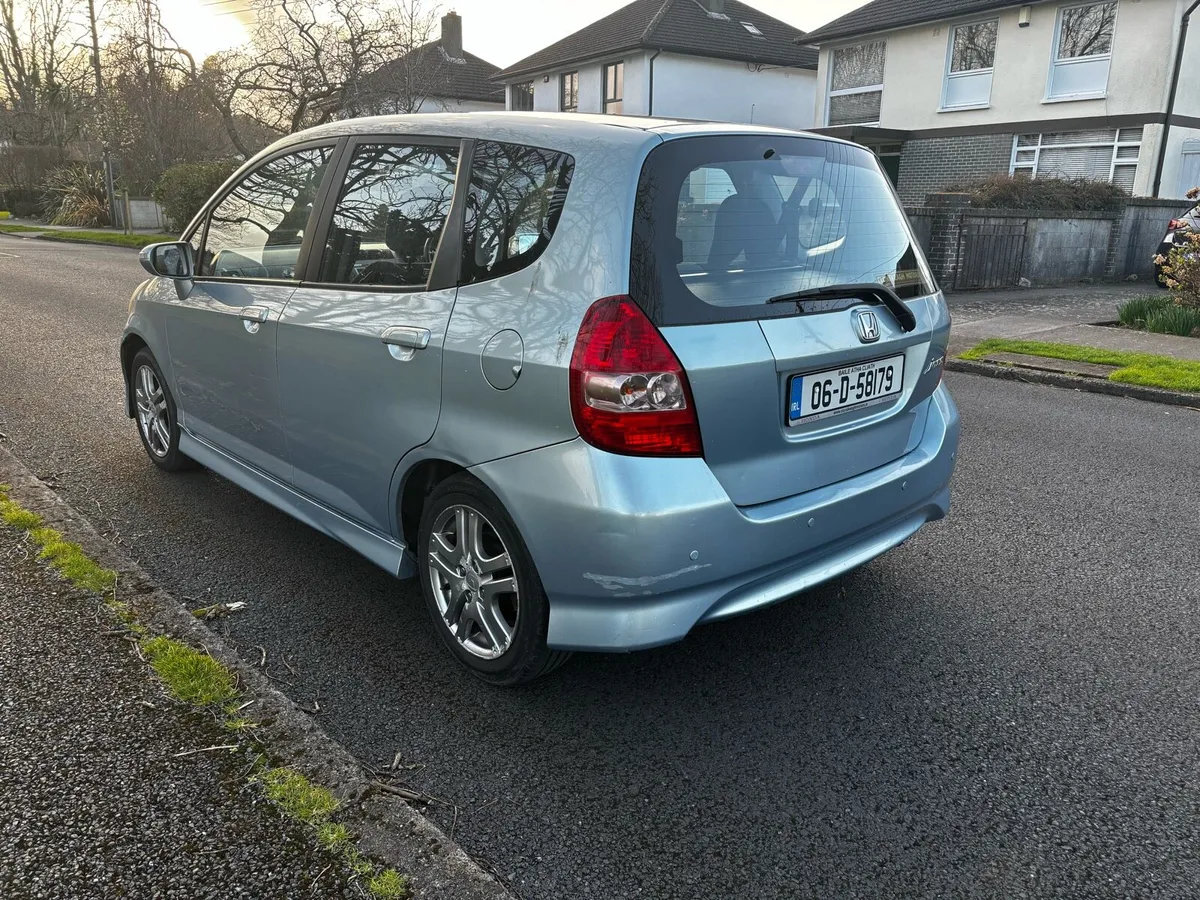 Honda Jazz - Image 4