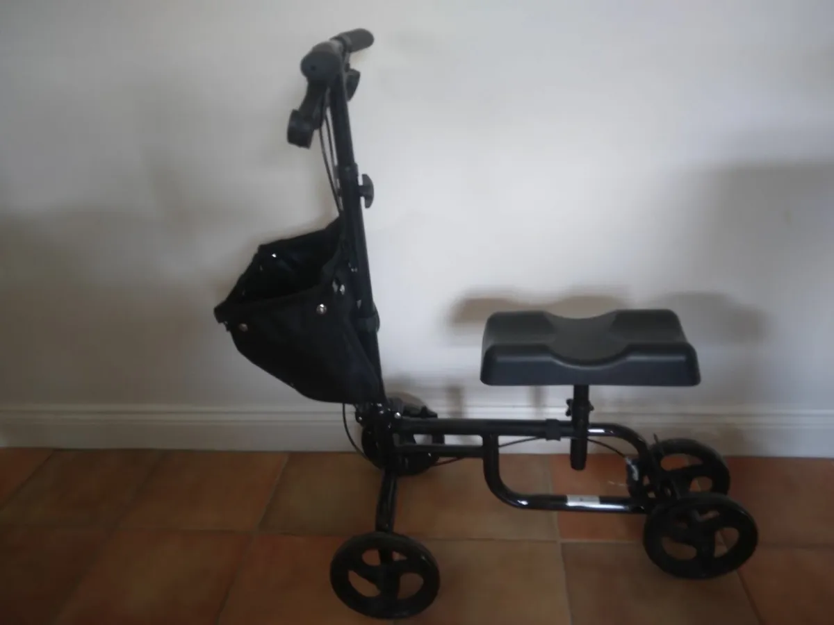 Knee rollator - Image 1