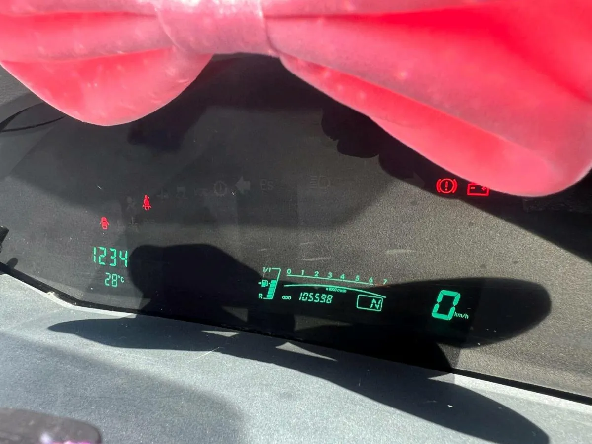 Car - Image 4