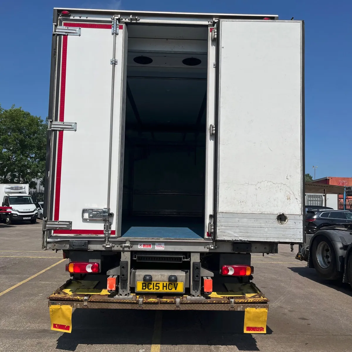 IVECO EURO CARGO FRIDGE 180E25P 2015 18 TONNE - Image 4