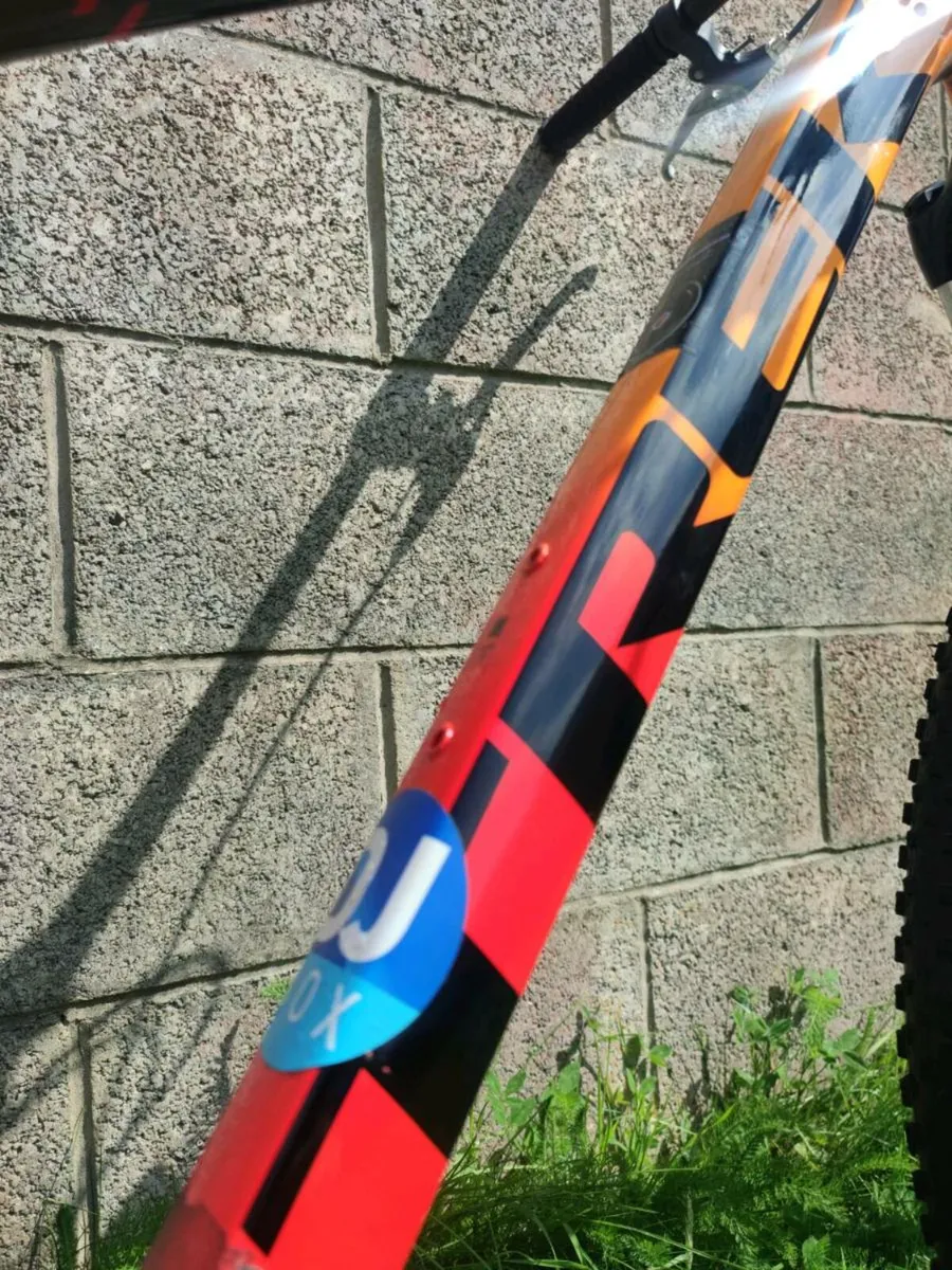 Trek marlin 7 mountain bike - Image 2