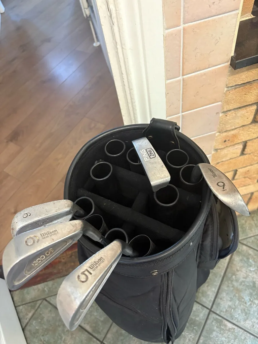 Golf bag and golf clubs - Image 2