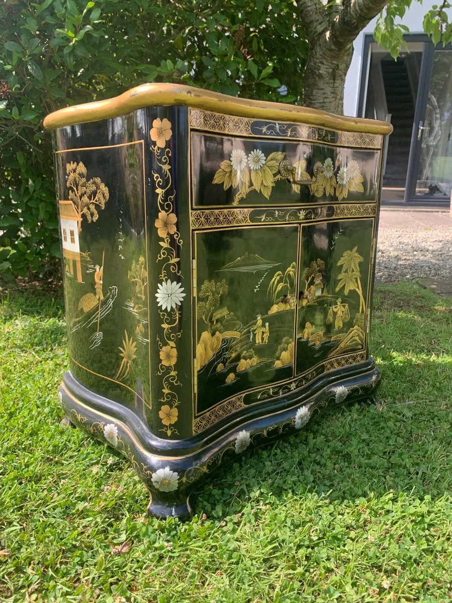 Lacquered Cabinet - Image 1