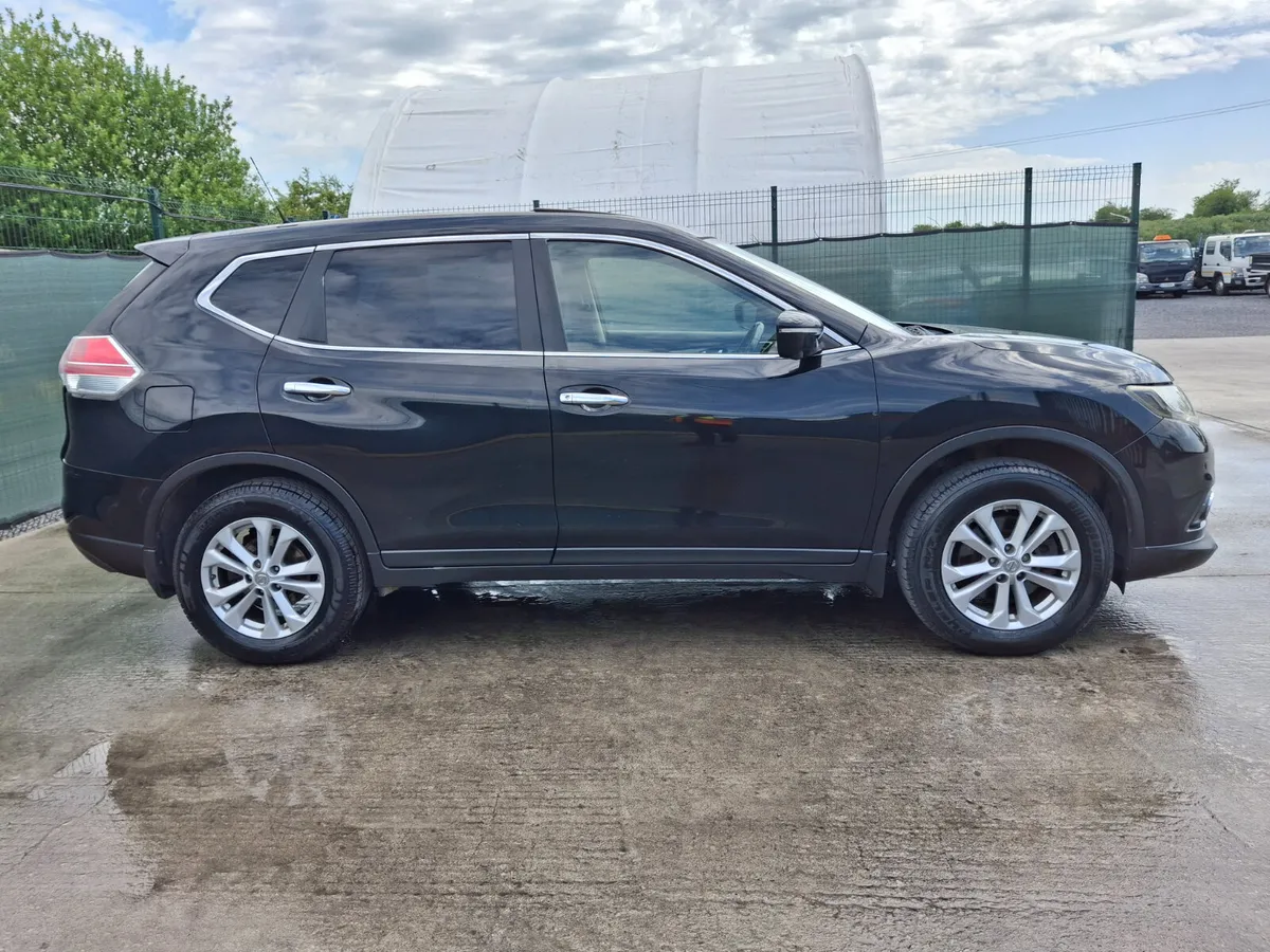 2015 Nissan Xtrail  7 seater - Image 3