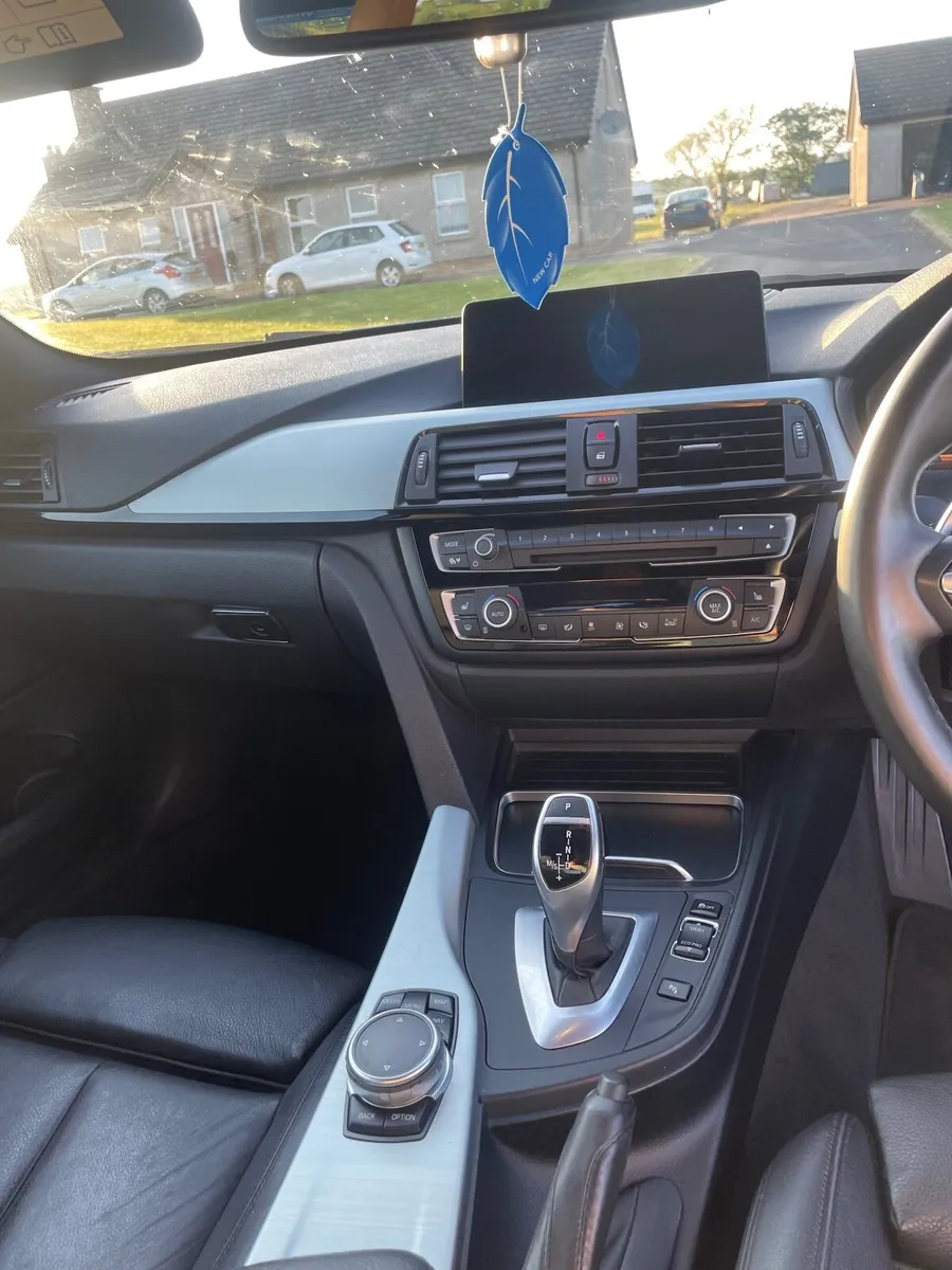 BMW 4-Series 2016 - Image 4