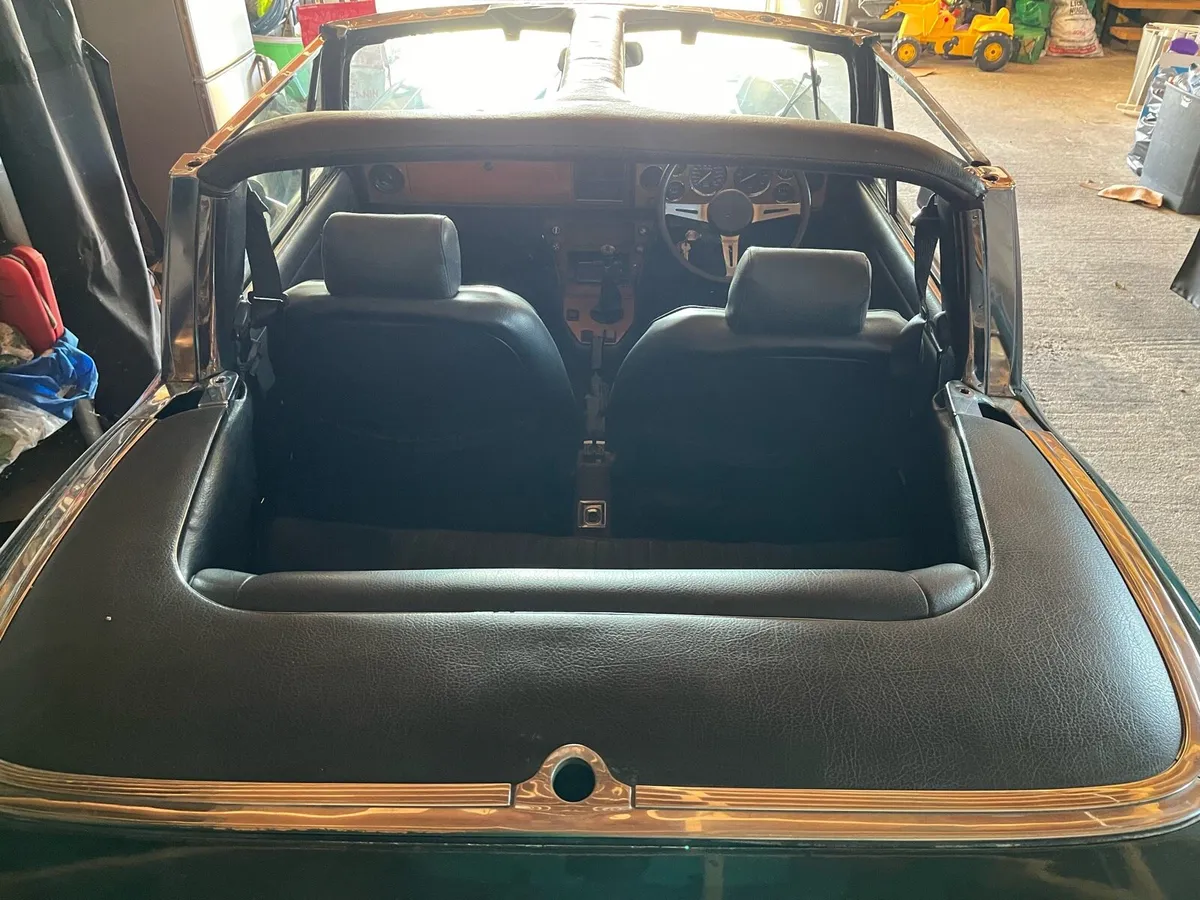 Triumph Stag - Image 2