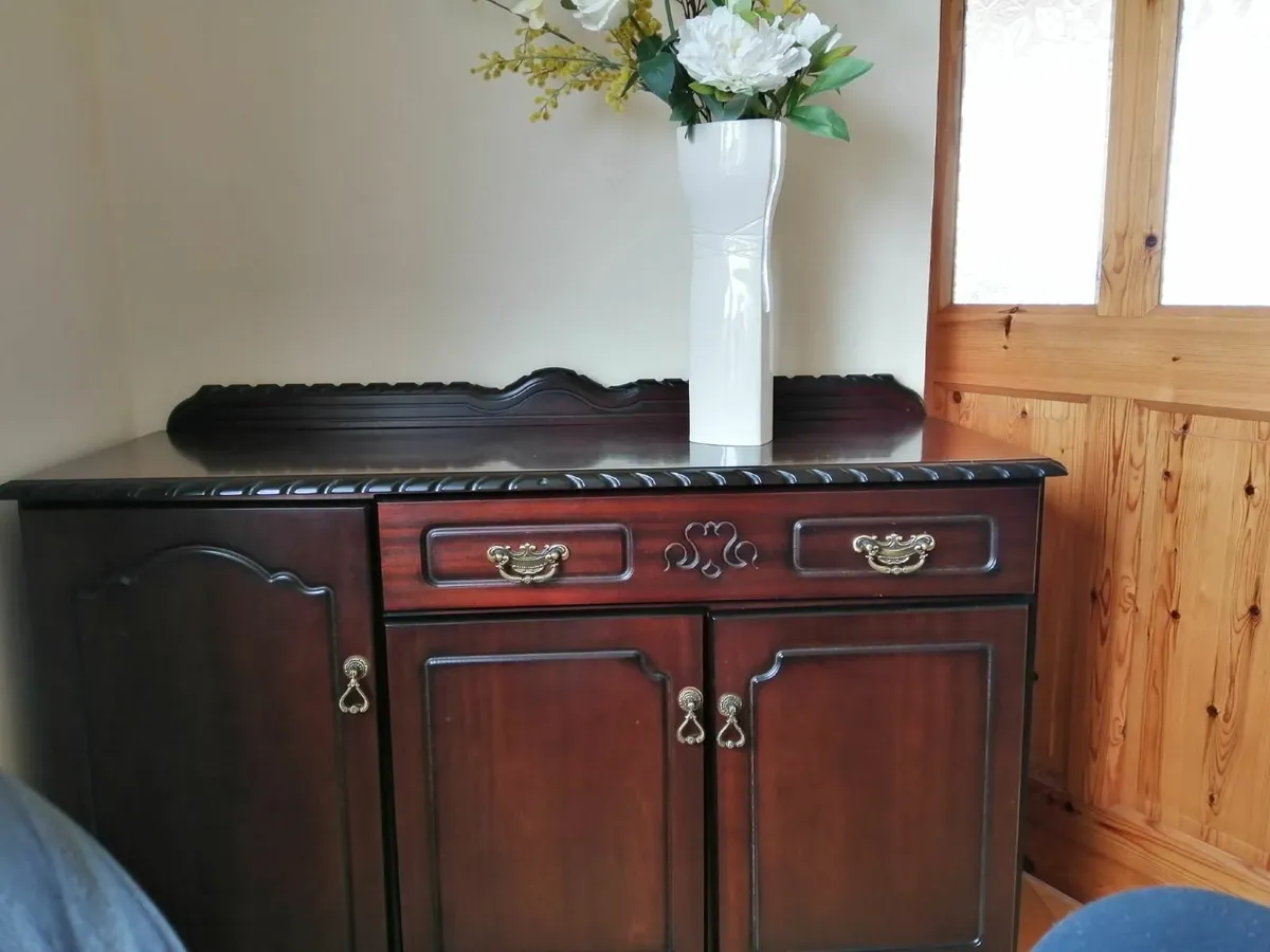 TV Cabinet & matching Press - Image 3