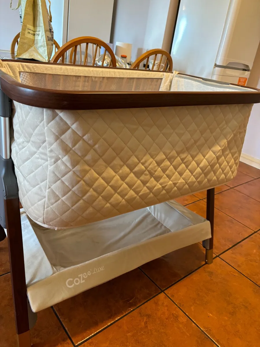 Baby bed - Image 1