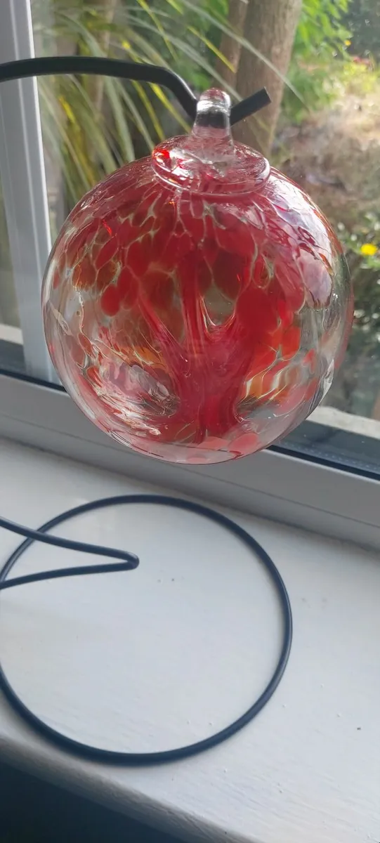 Stunning glass blown ball on black stand - Image 2