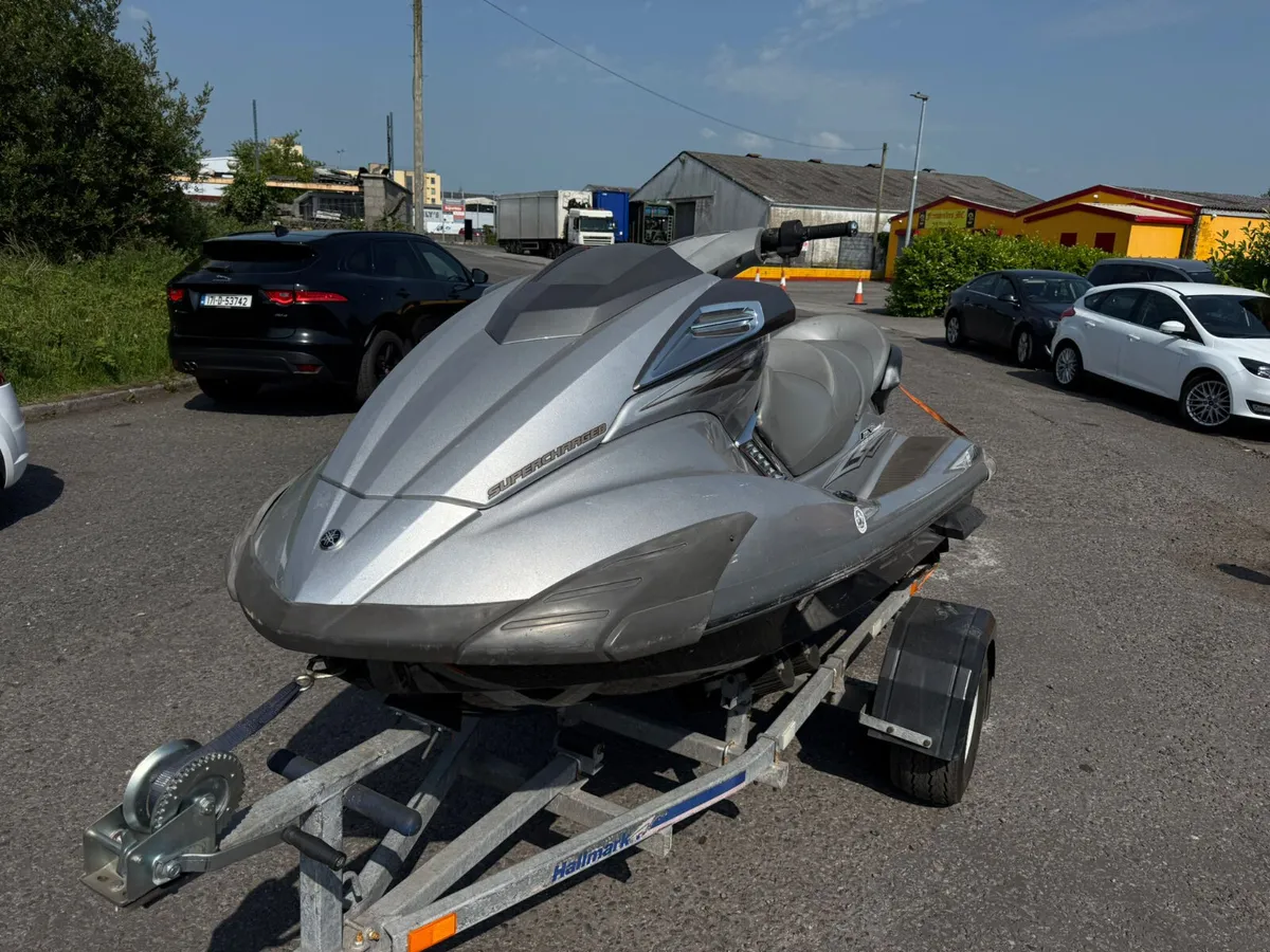 2009 YAMAHA FX SHO CRUISER 1.8 SUPERCHARGED - Image 2