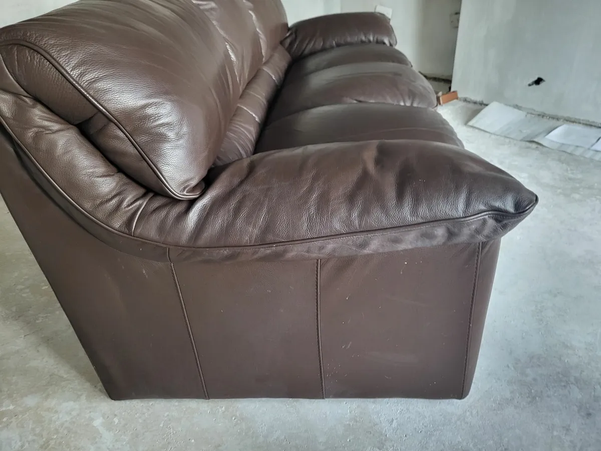 Sofa for collection - Image 1