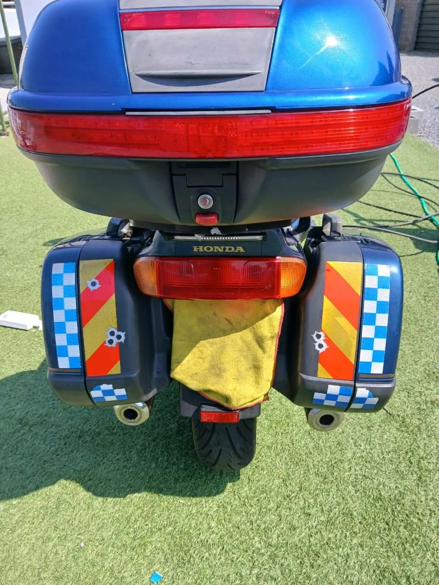 Honda Pan 1100 - Image 3
