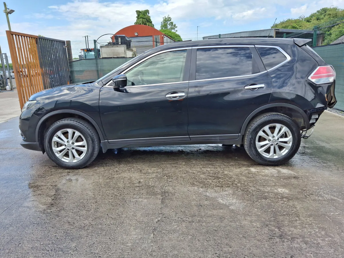 2015 Nissan Xtrail  7 seater - Image 2