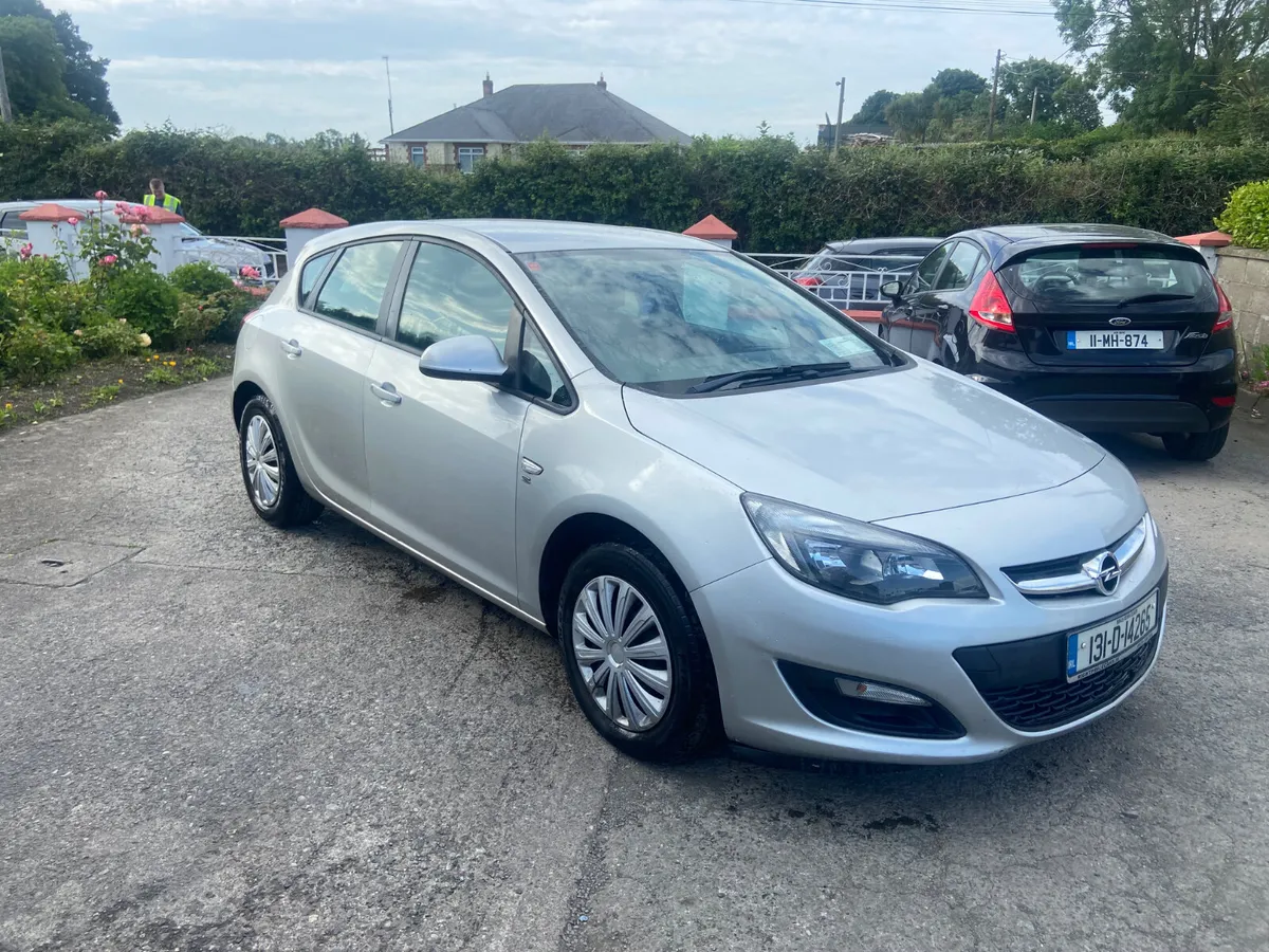 Opel Astra 2013 new nct - Image 2