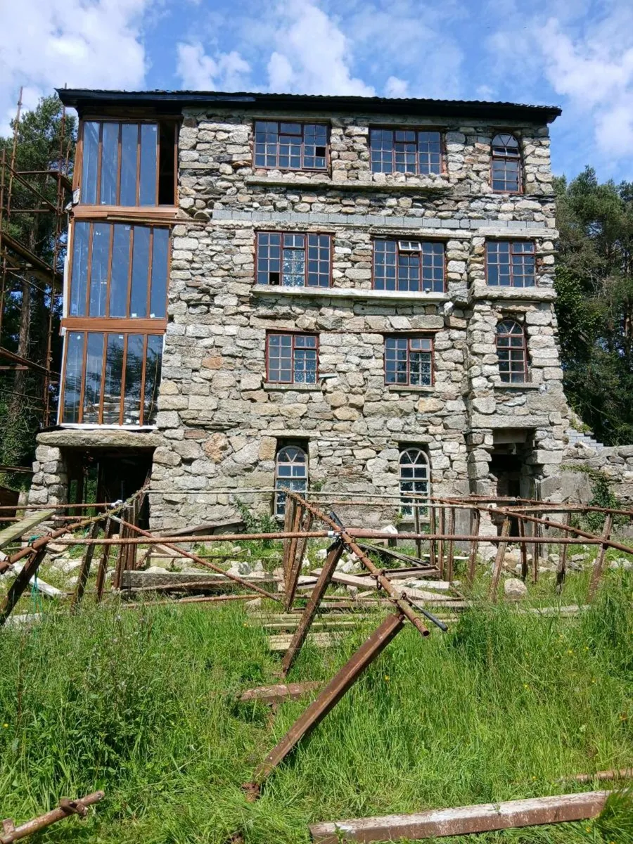 House and seperate Site for sale - Image 1