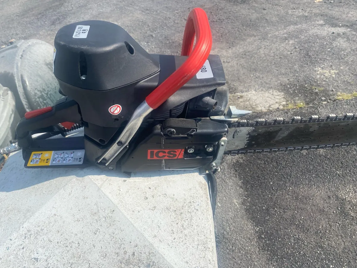 Concrete chain saw - Image 1