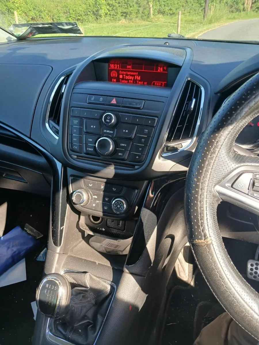 Vauxhall Zafira 2016 - Image 1