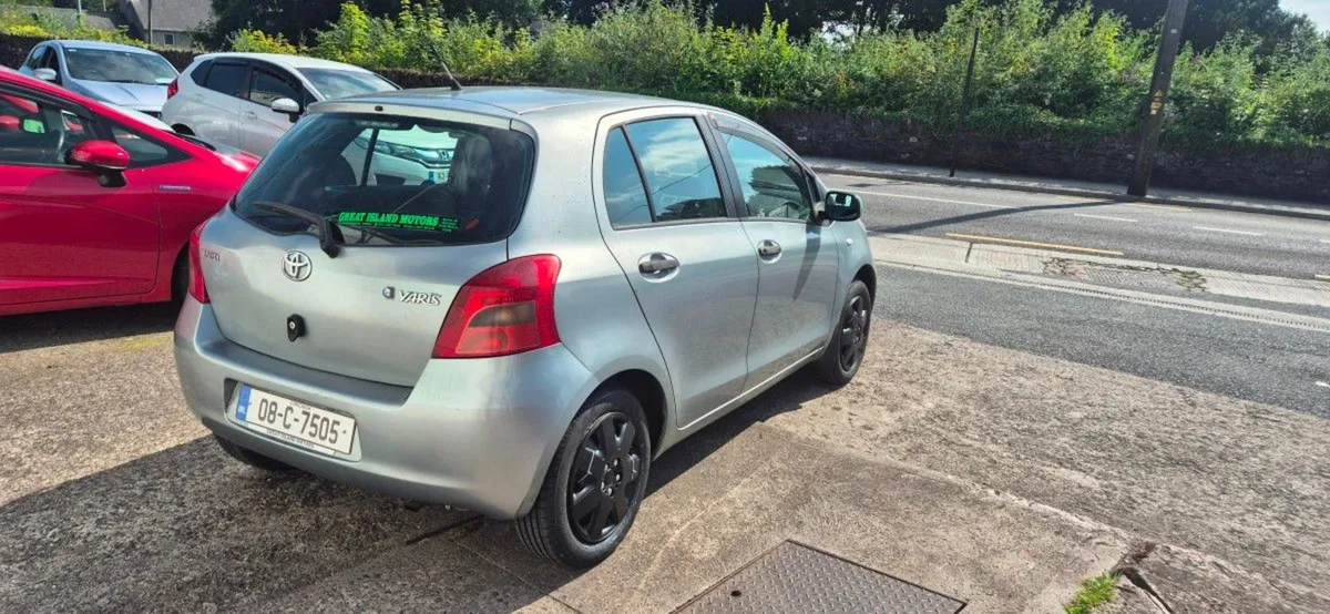 Toyota Yaris 1.0 Vvt-i Terra - Image 4