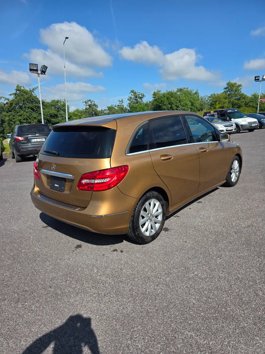 Full specs Mercedes B Class 2013 - Image 2