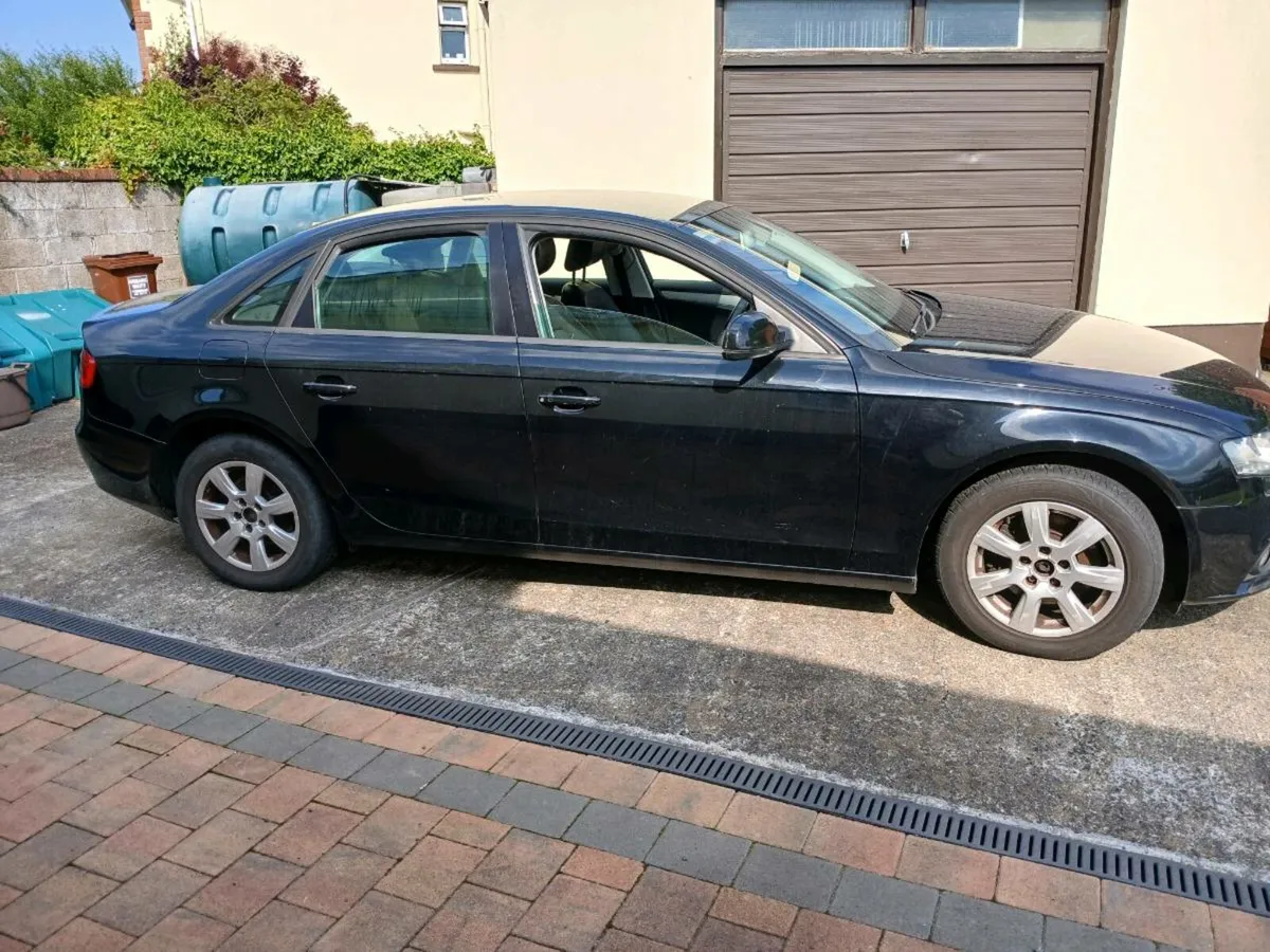 2010 Audi A4 - Image 2