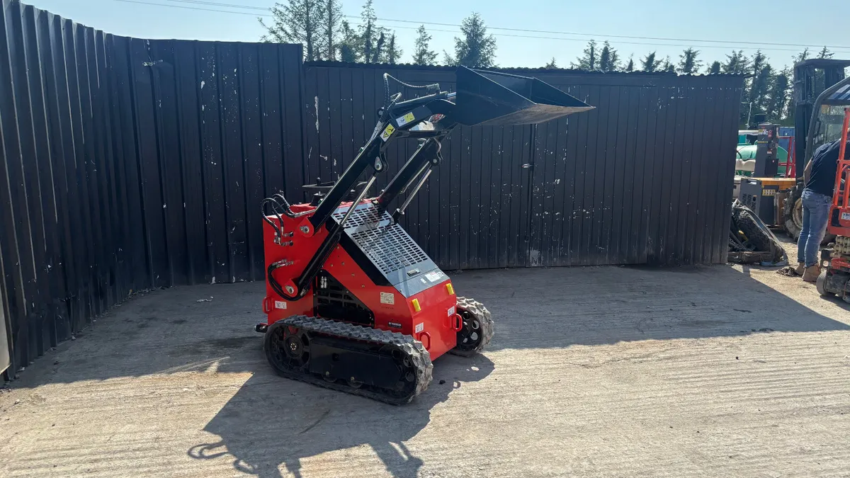 New Tracked Skid Steer Loader - Image 4