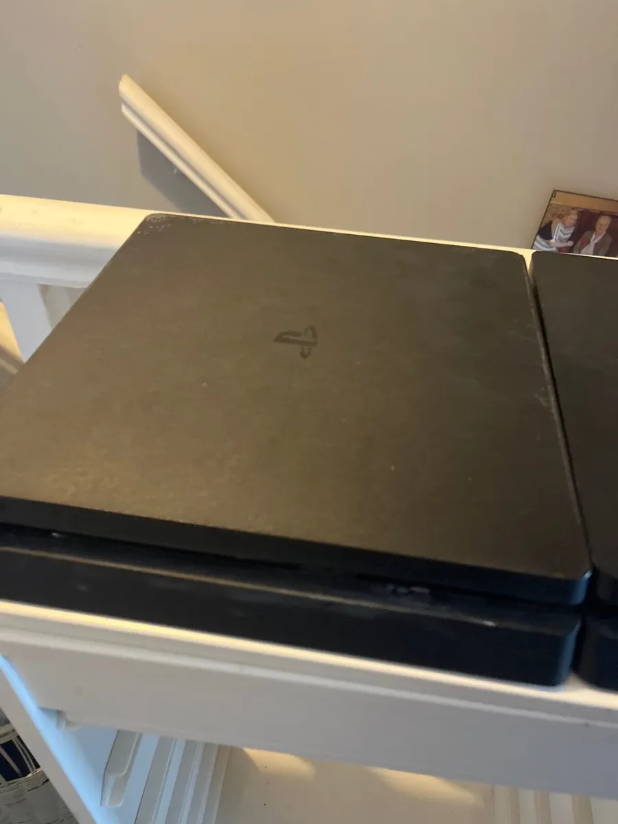 2 Ps4 slims - Image 3