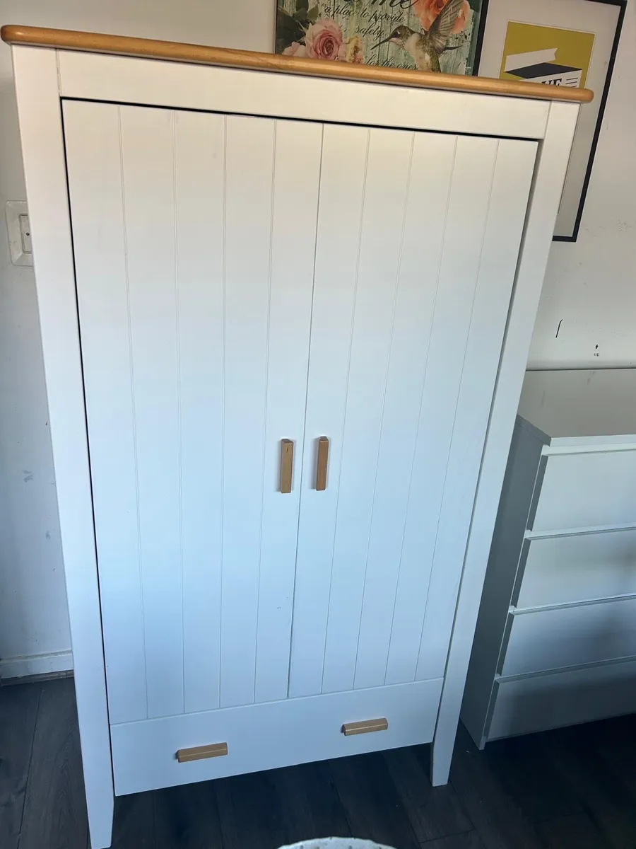 Wardrobe- can deliver - Image 1