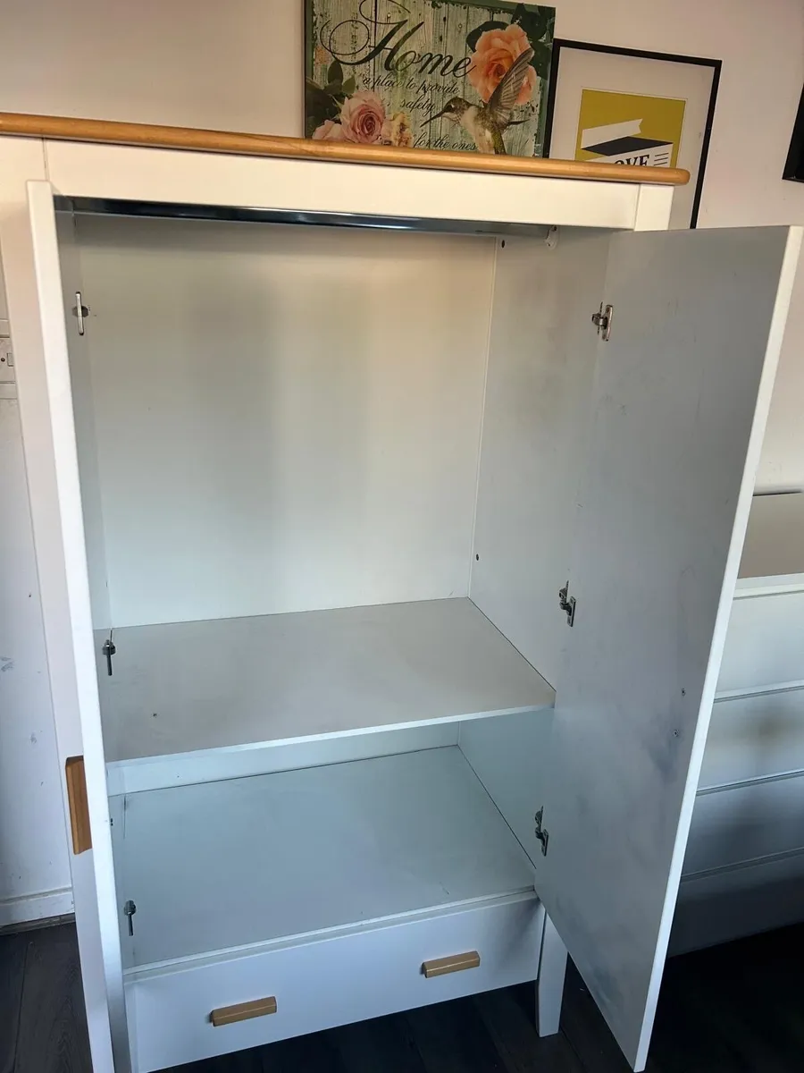 Wardrobe- can deliver - Image 2