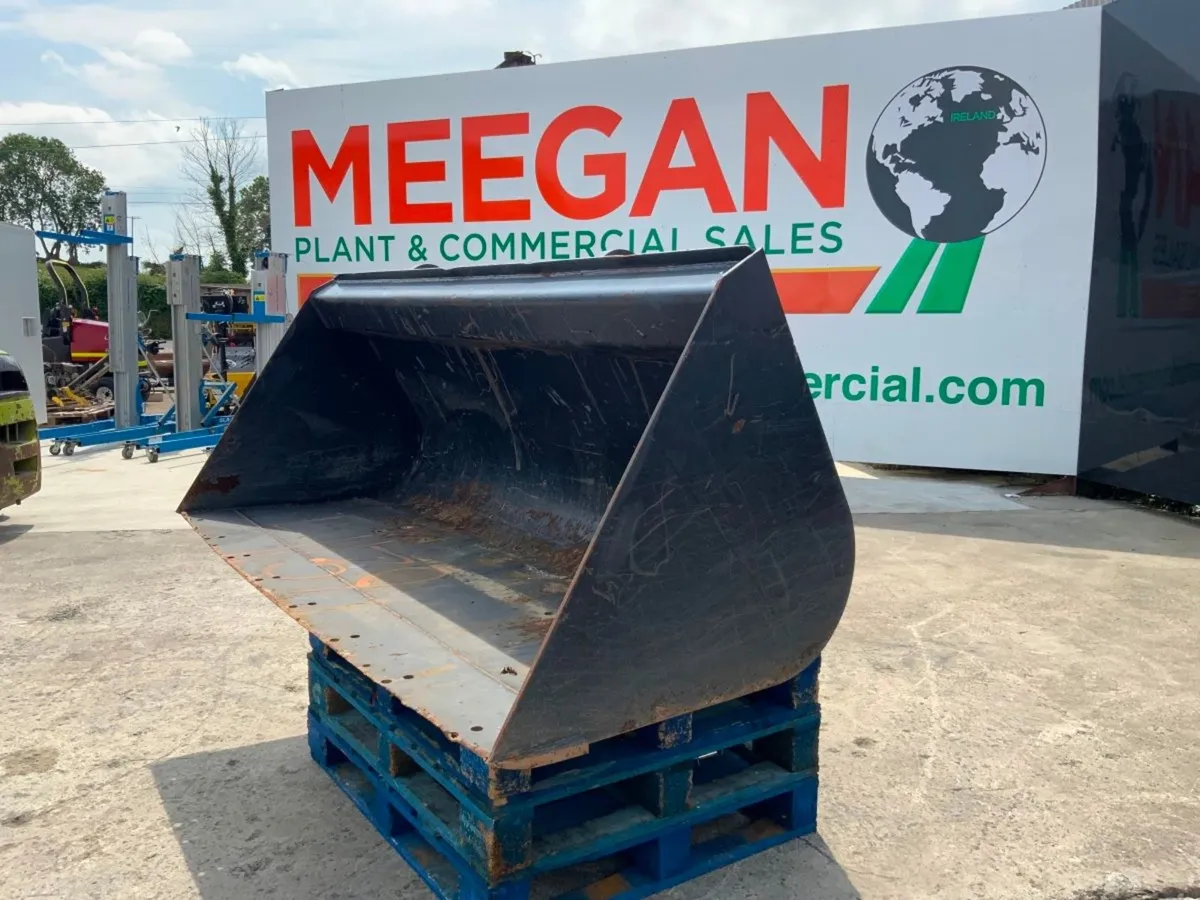 86" JCB TELEPORTER LOADER BUCKET....1139. - Image 2