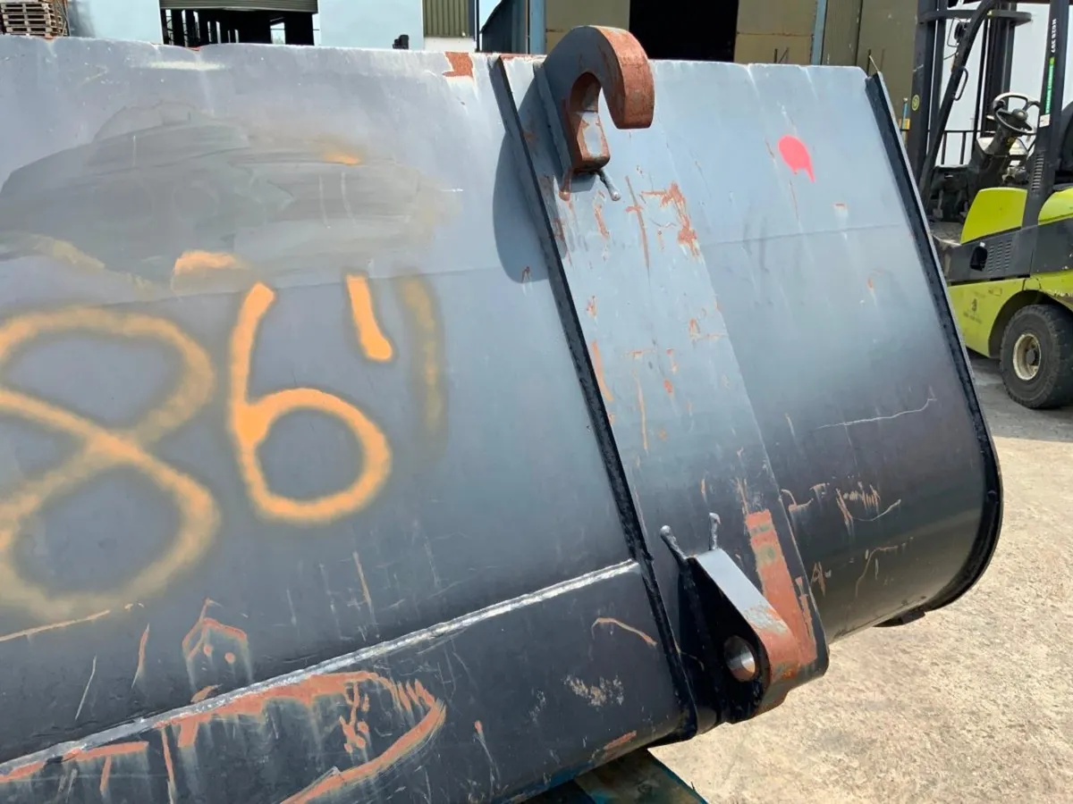 86" JCB TELEPORTER LOADER BUCKET....1139. - Image 4