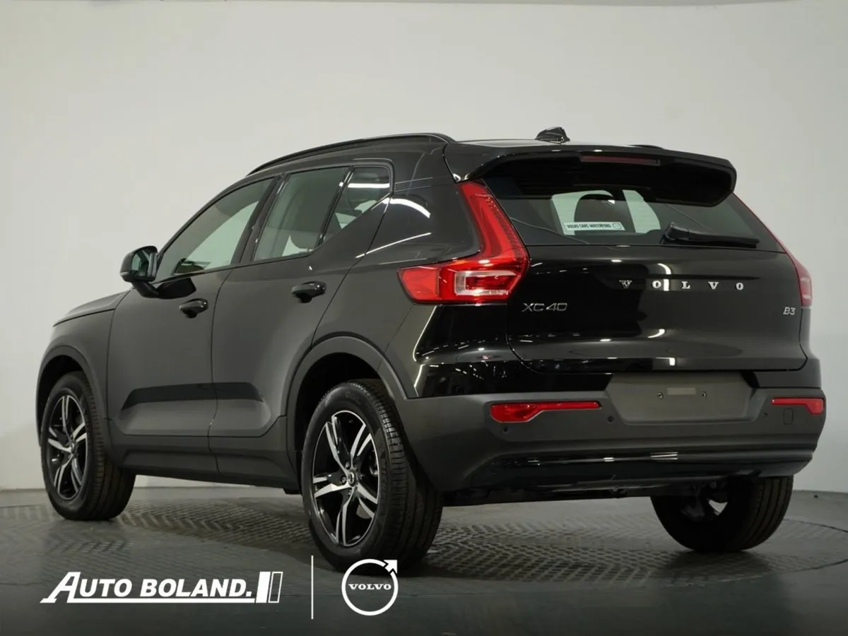 Volvo XC40 B3 Mild Hybrid - Image 4