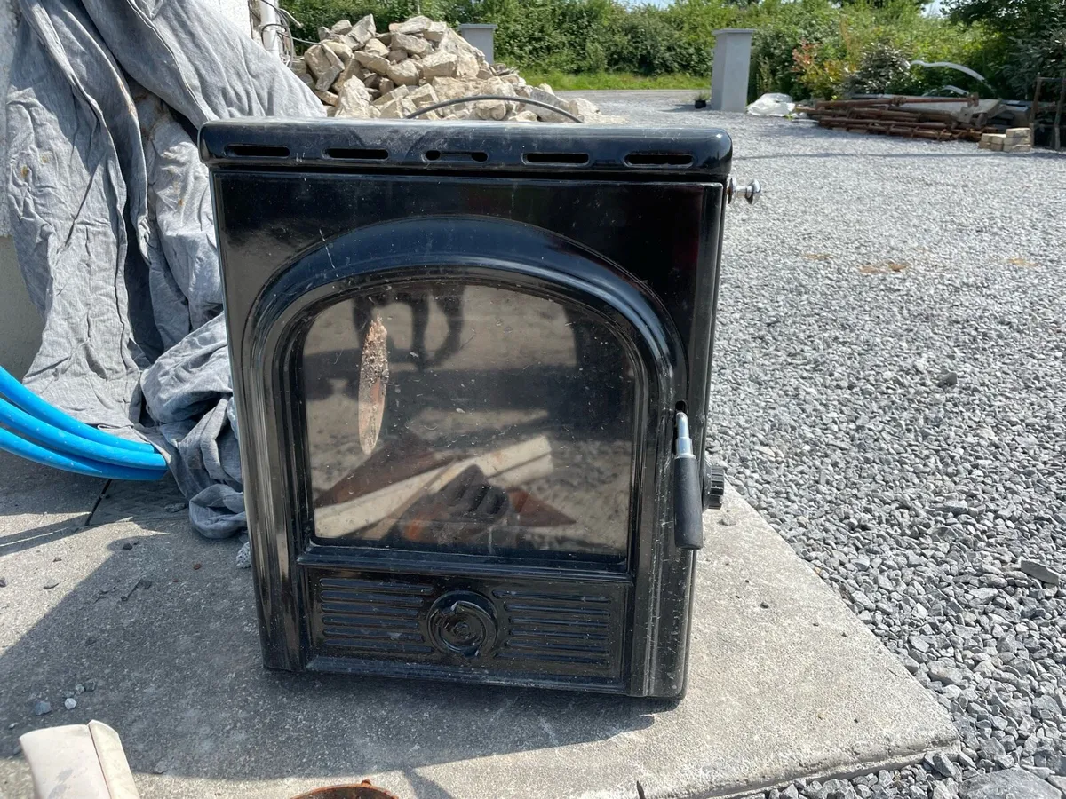 Stove insert - Image 1