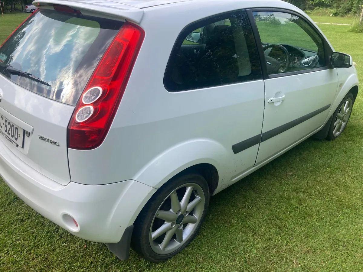 Ford Fiesta 2007 - Image 3
