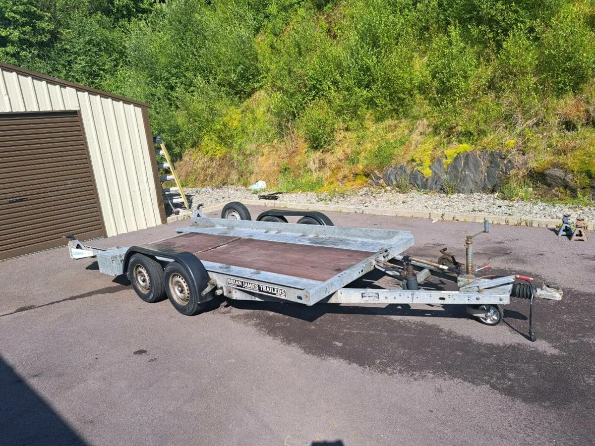 Brian James Clubman 14ft x 6ft - Image 1