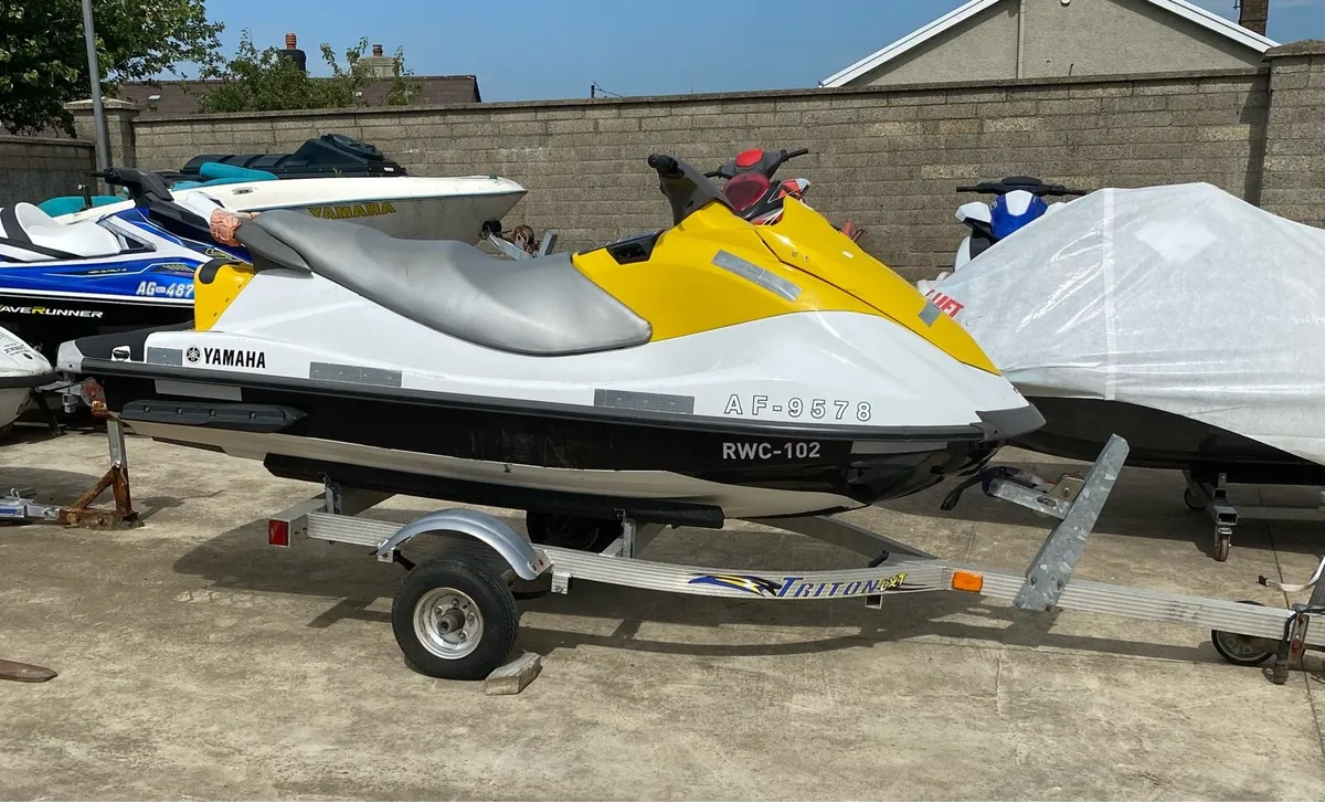 Yamaha 3 seater jet ski 2014