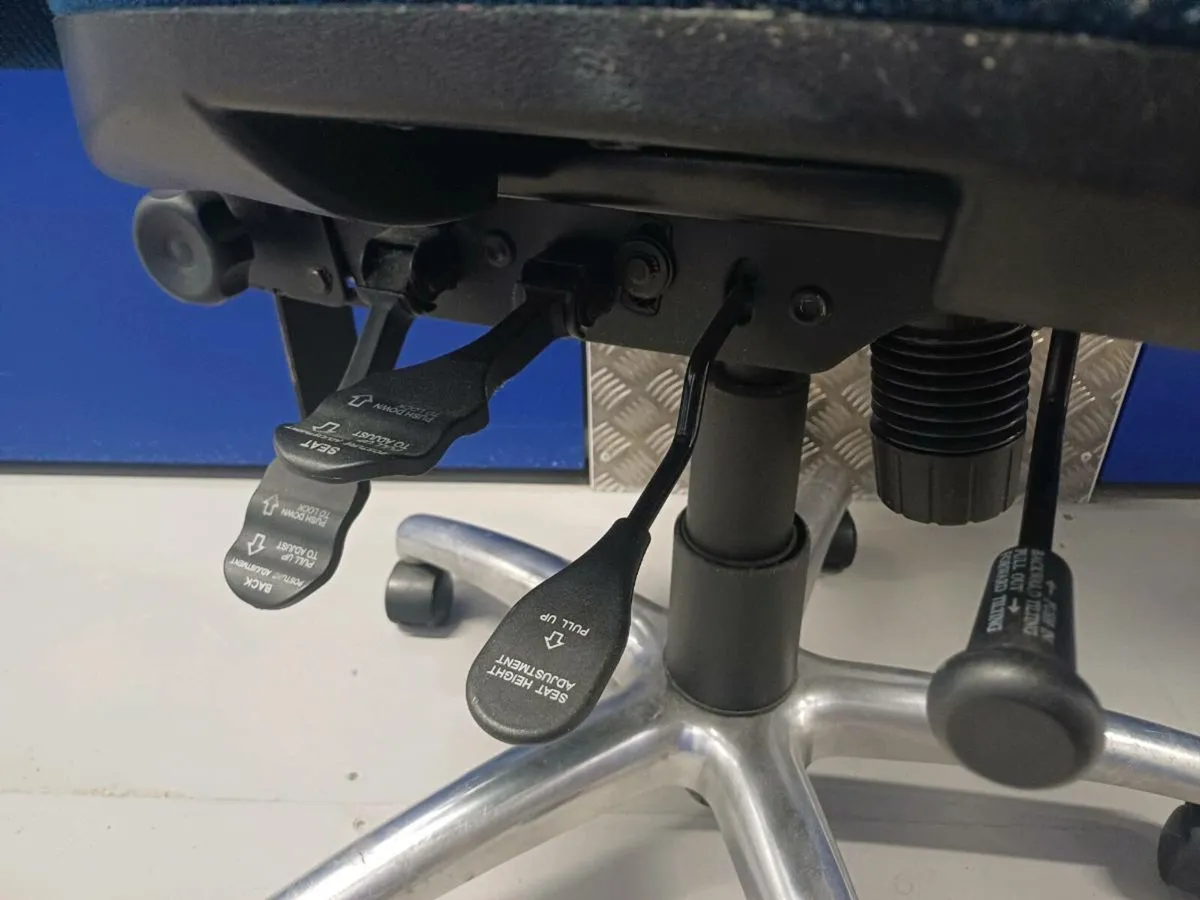 Home office desk chair - Image 3