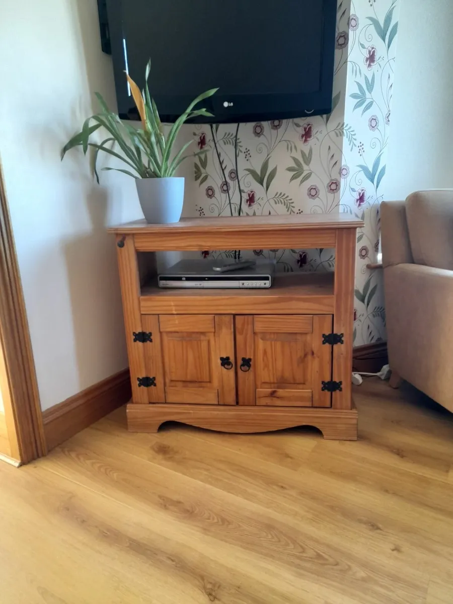 T.V Stand and Coffee table - Image 1