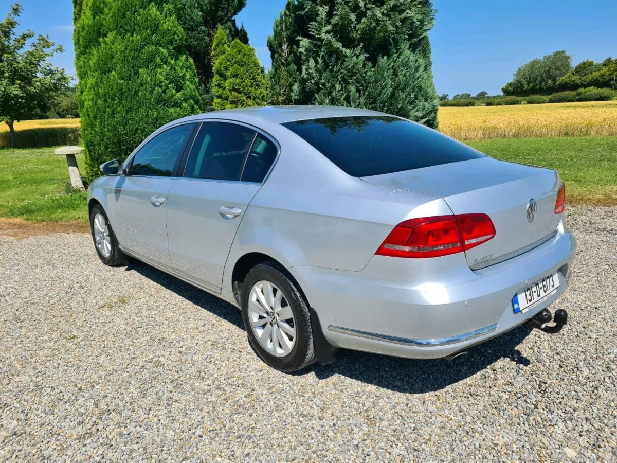 Very Low Mileage VW Passat 1.6 Tdi Comfortline - Image 4