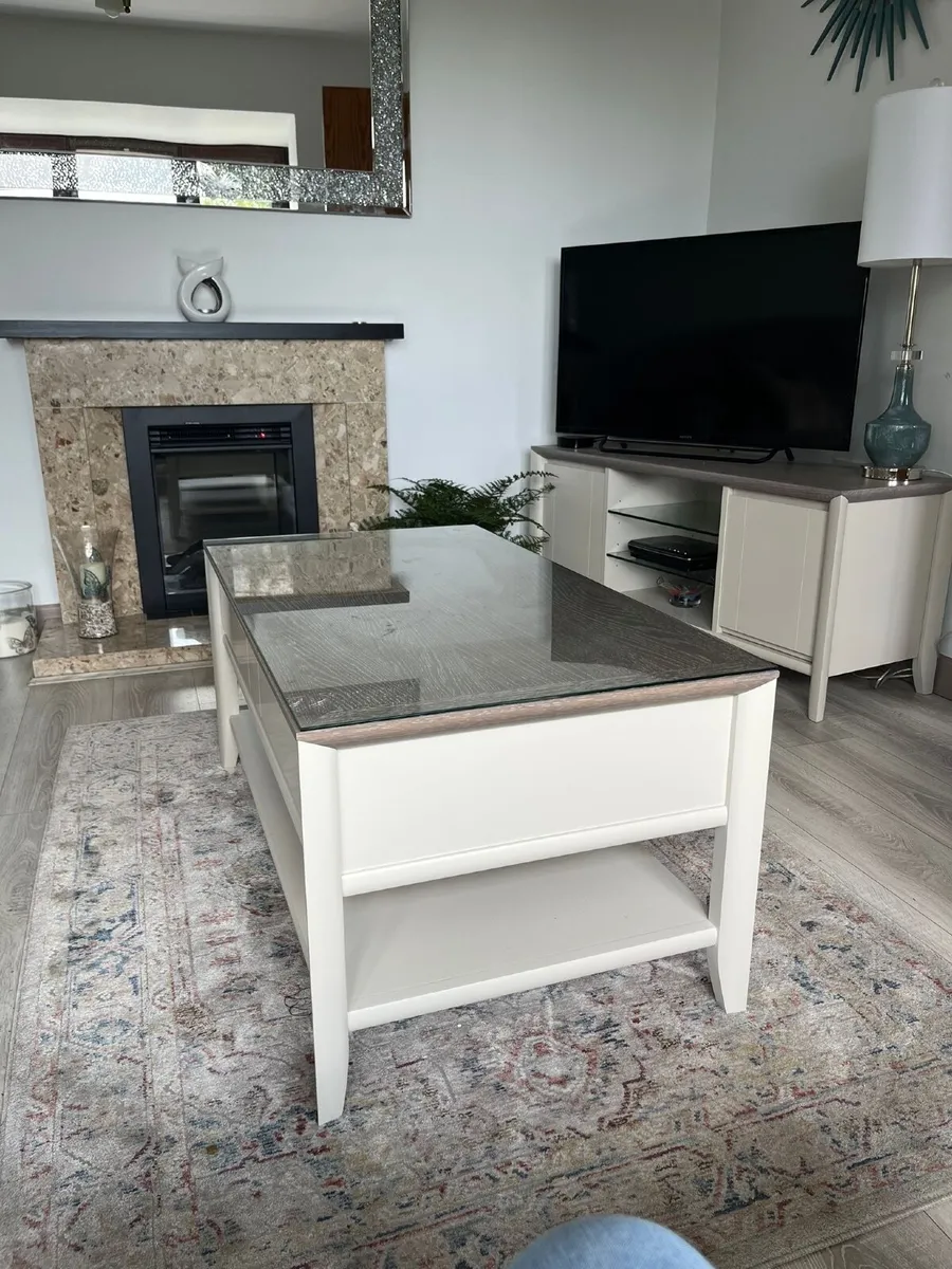 Coffee table - Image 2