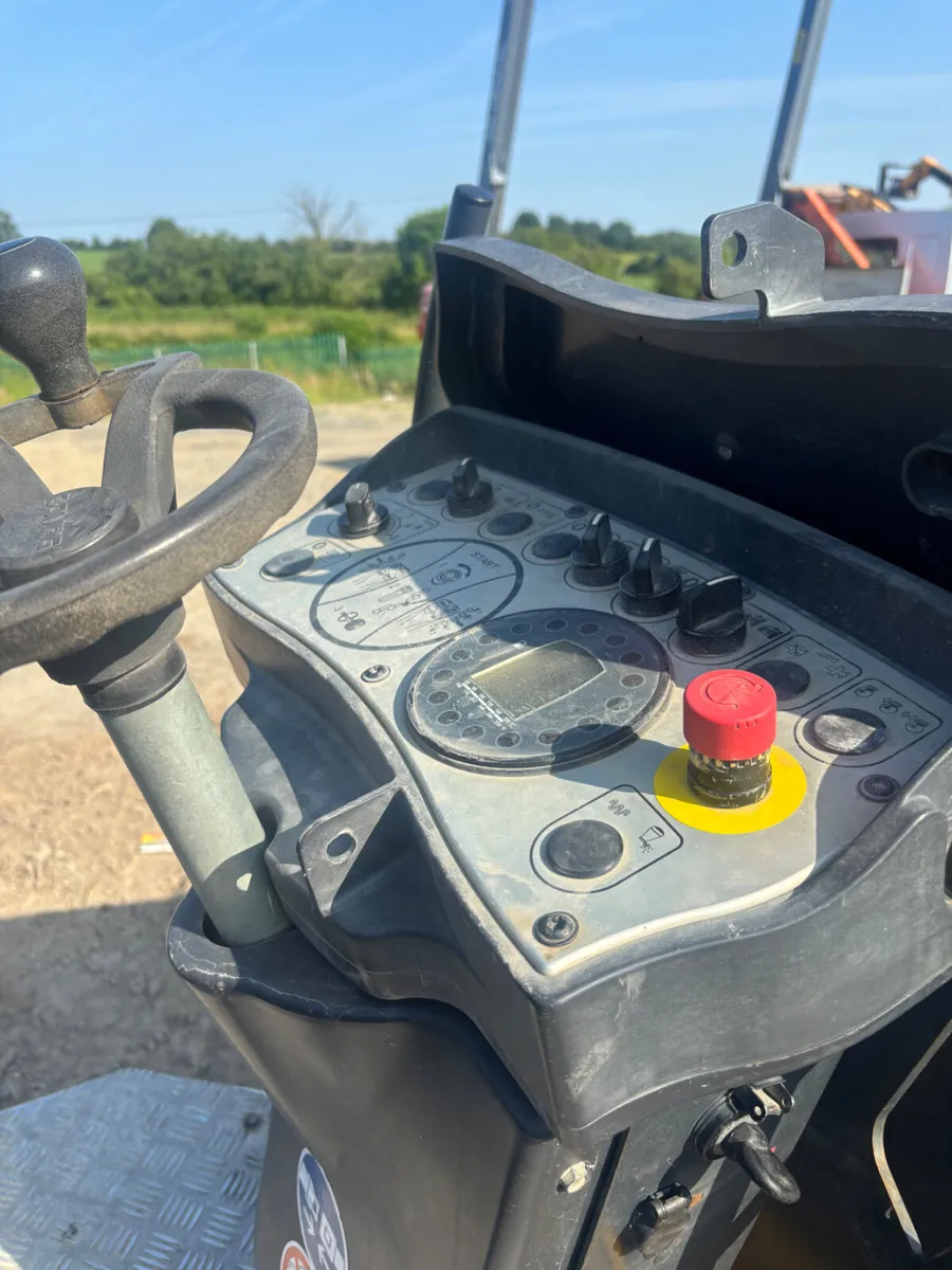 Roller bomag 120 - Image 1